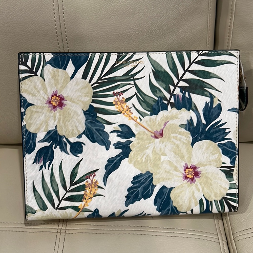 Henri Bendel New York Floral West 57 clutch